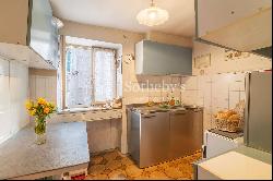 Charming historic penthouse near Trevi Fountain