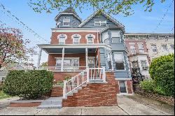 146 Avenue C, Bayonne, NJ 07002