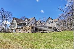 Exquisite Berkshire Mountain Top Retreat 