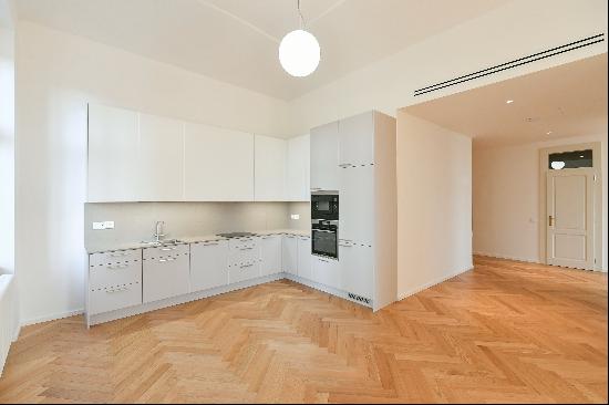 Three-bedroom apartment with balcony, Prague 5 - Janáckovo nábreží ID: 0850