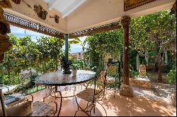 Villa with garden in El Terreno
