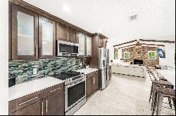 572 Spindle Palm Drive, Indialantic, FL