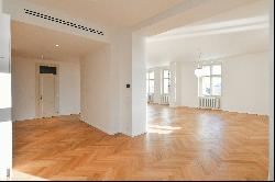 Spacious three-bedroom apartment, Prague 5 - Janáckovo nábreží ID: 0848