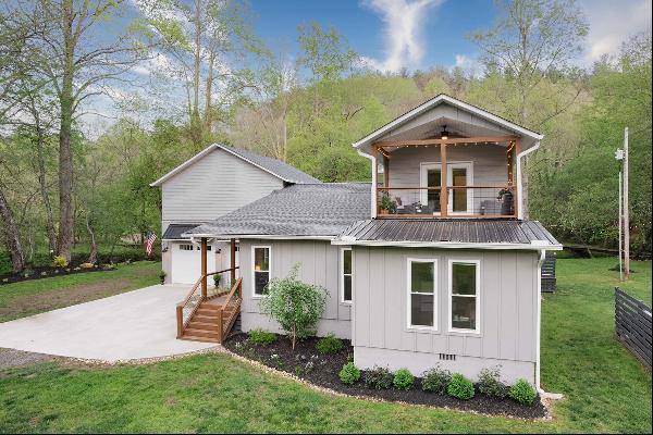 Idyllic Creekside Oasis