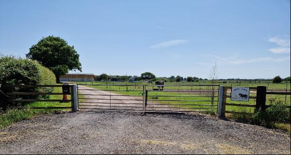 Epworth Road (Osfin Farm), Sandtoft, Doncaster, DN9 1LB