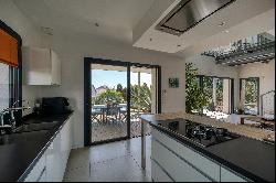 MODERN VILLA SEA VIEW - PONTAILLAC - 300M BEACH