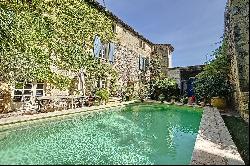 Aigues - 5 minutes - Charming house with pool