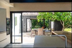 ile de Re - Les Portes en Re - Architect-designed villa on the front line