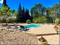 Pretty house located in a sought-after area of Saint Rémy de Provence