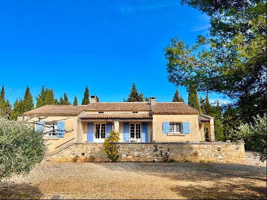 Pretty house located in a sought-after area of Saint Remy de Provence