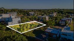 Exclusive elevated land in the Terrazas del Lago Condominium