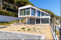 New construction under construction with sea views in Cabrils - Costa BCN