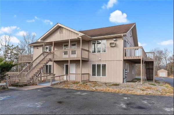 1103 Weir Lake Road Unit 4, Chestnuthill Twp PA 18322