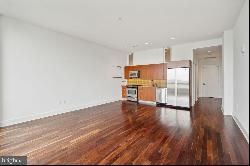 1101 Locust Street Unit 8D, Philadelphia PA 19107