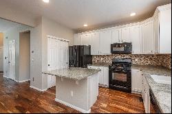 Move-In Ready Townhome in a Prime Location