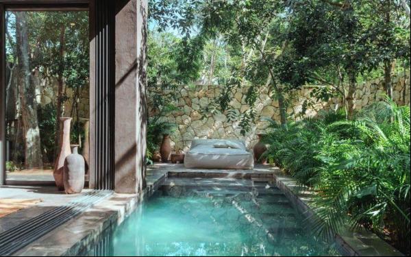 Luxury 3 Bed Garden Mezzanine • ID: LUM-RES