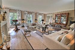 Exceptional Property In Savigny, Savigny, 1073