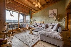 Charming 265m2 chalet, close to Les Gets ski resort, with magnificent views.