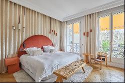 Paris 16th District - A superb 4-bed apartment