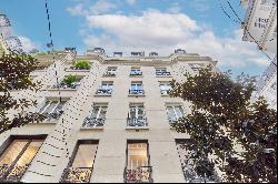 Paris 4th District – A 3-room apartment rented furnished
