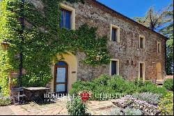 ORGANIC ESTATE WITH AGRITURISMO AND YOGA CENTER FOR SALE IN MAREMMA