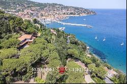 Argentario - SEA VIEW VILLA WITH GUESTHOUSE FOR SALE IN PORTO SANTO STEFANO