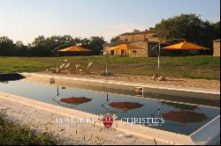 Tuscany - RUSTIC FARMHOUSE WITH HOBBY VINEYARDS FOR SALE ONE HOUR FROM THE SEA, MAREMMA