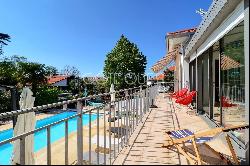 ANGLET, NEAR BIARRITZ PARC D’HIVER – A PROPERTY WITH A SWIMMING POOL