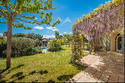 Provençal house with views in Saint-Rémy-de-Provence