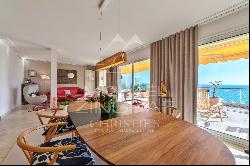 EXCEPTIONAL PENTHOUSE WITH LARGE TERRACE AND PANORAMIC SEA VIEW