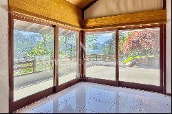 Lugano-Canobbio: villa with pool & Lake Lugano view for sale, requiring complete renovati