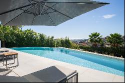 Very complete villa with stunning views in Nueva Andalucia