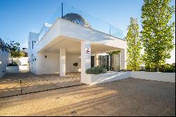 Very complete villa with stunning views in Nueva Andalucía