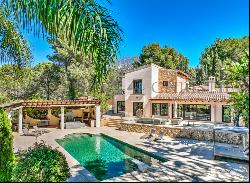 Beautiful villa in Santa Ponsa with guest house with access to the golf course