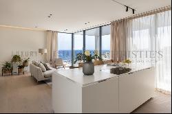 Brand-new penthouse with sea views and close to Palma