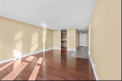 6700 S South Shore Drive #10J, Chicago IL 60649