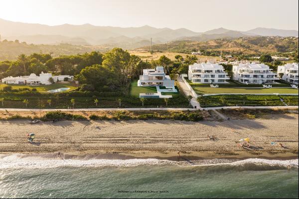 Modern frontline beach Villa