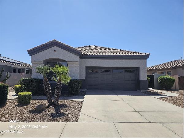 6823 S Pinehurst Drive, Gilbert AZ 85298