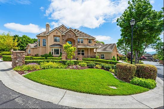 Stunning Home in the Eastridge Gated Subdivision