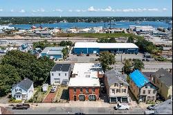 1558 Purchase St, New Bedford, MA 02740