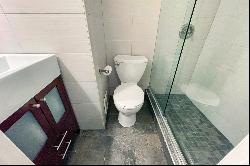 "SPECIAL ONE BEDROOM APARTMENT IN PICTURESQUE STATION SQUARE WITH GREAT VIEWS"