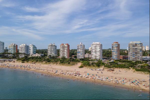 Penthouse with excellent view in Playa Mansa.