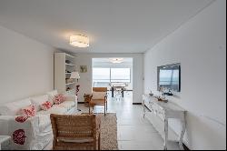 Incredible beachfront unit in a prestigious tower