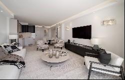 Cannes Croisette, luxurious Penthouse on the seafront.