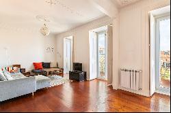 Flat, 4 bedrooms, for Sale