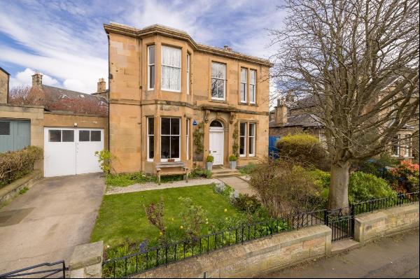 Queen's Crescent, Newington, Edinburgh, EH9 2AZ