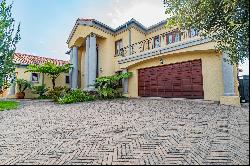 Cardenden Street, Blue Valley Golf & Country Estate, Centurion, Gauteng, 0157