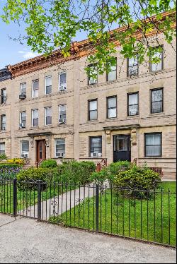 259 LINDEN Boulevard, Brooklyn NY 11226