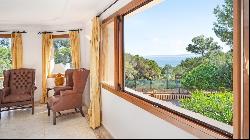 Nice Family Villa with partial sea views for sale in Cala Vinyes, Calvià 07181