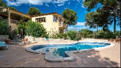 Nice Family Villa with partial sea views for sale in Cala Vinyes, Calvià 07181